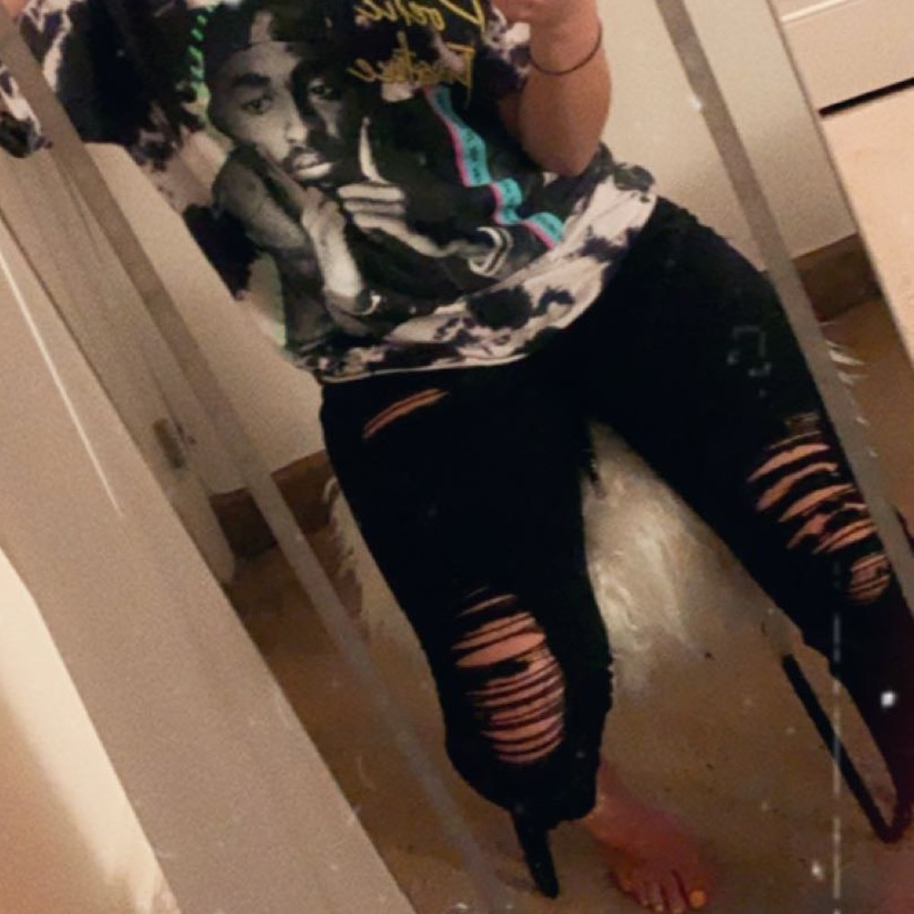 Black ripped jeans